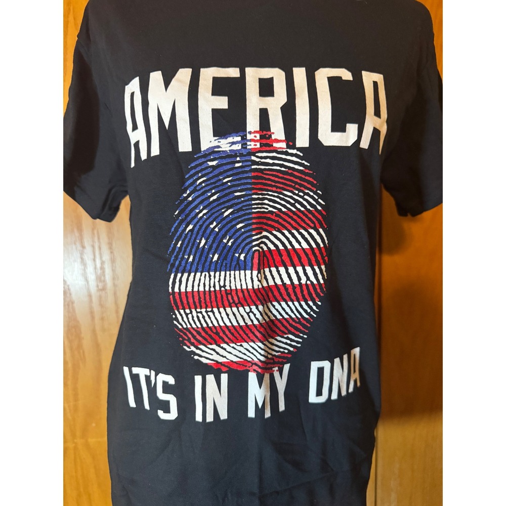 Gildan America It's In My DNA Flag Fingerprint Graphic T-Shirt Black